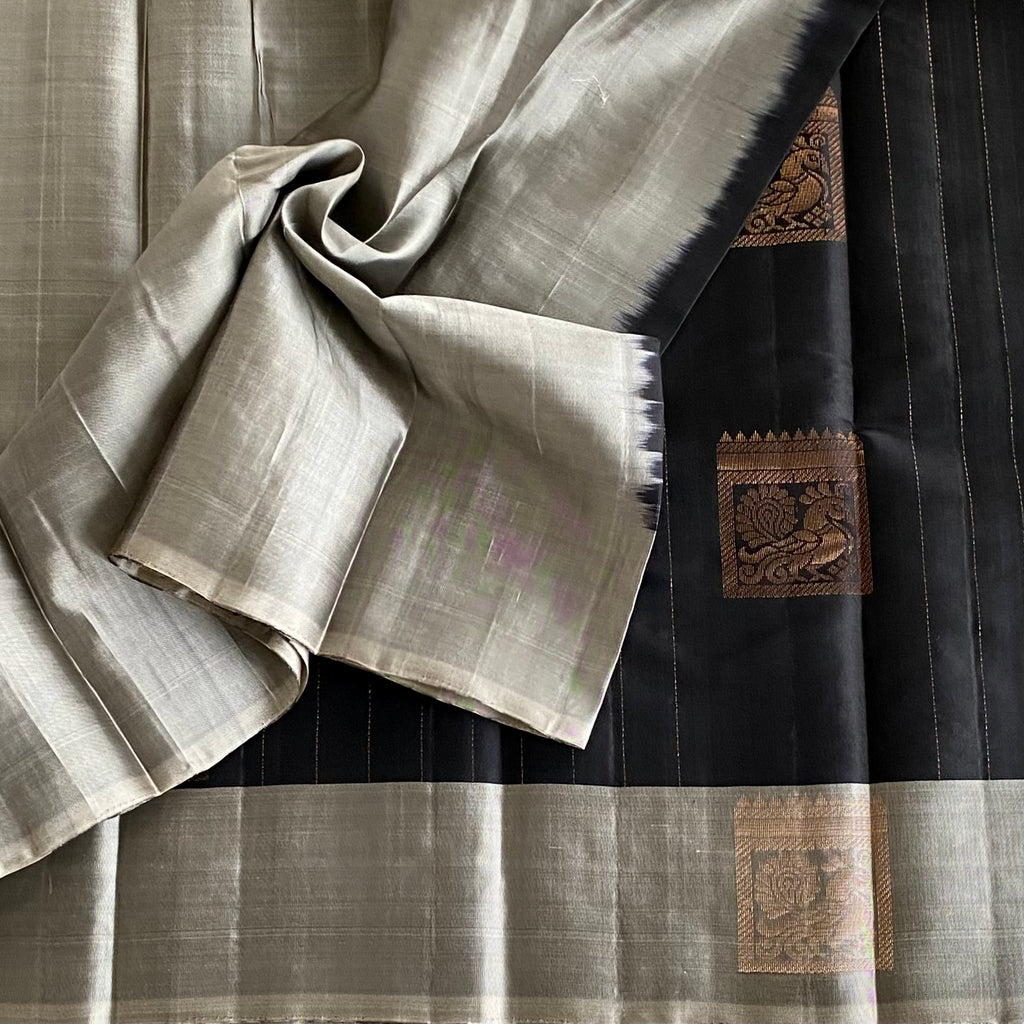 Olive Green Designer Pure Silk Saree With Jet Black Contrast Pallu