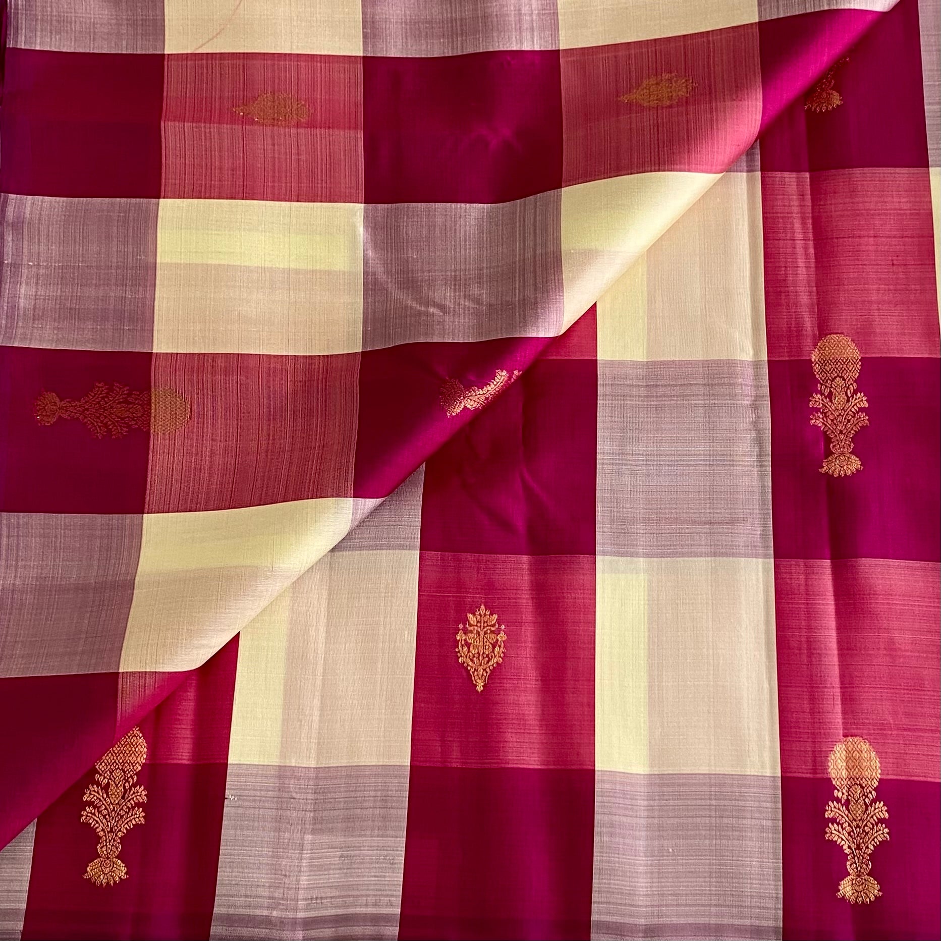 Berry Pink And Ivory Kanjeevaram Pure Zari Silk Saree With Zari Checks