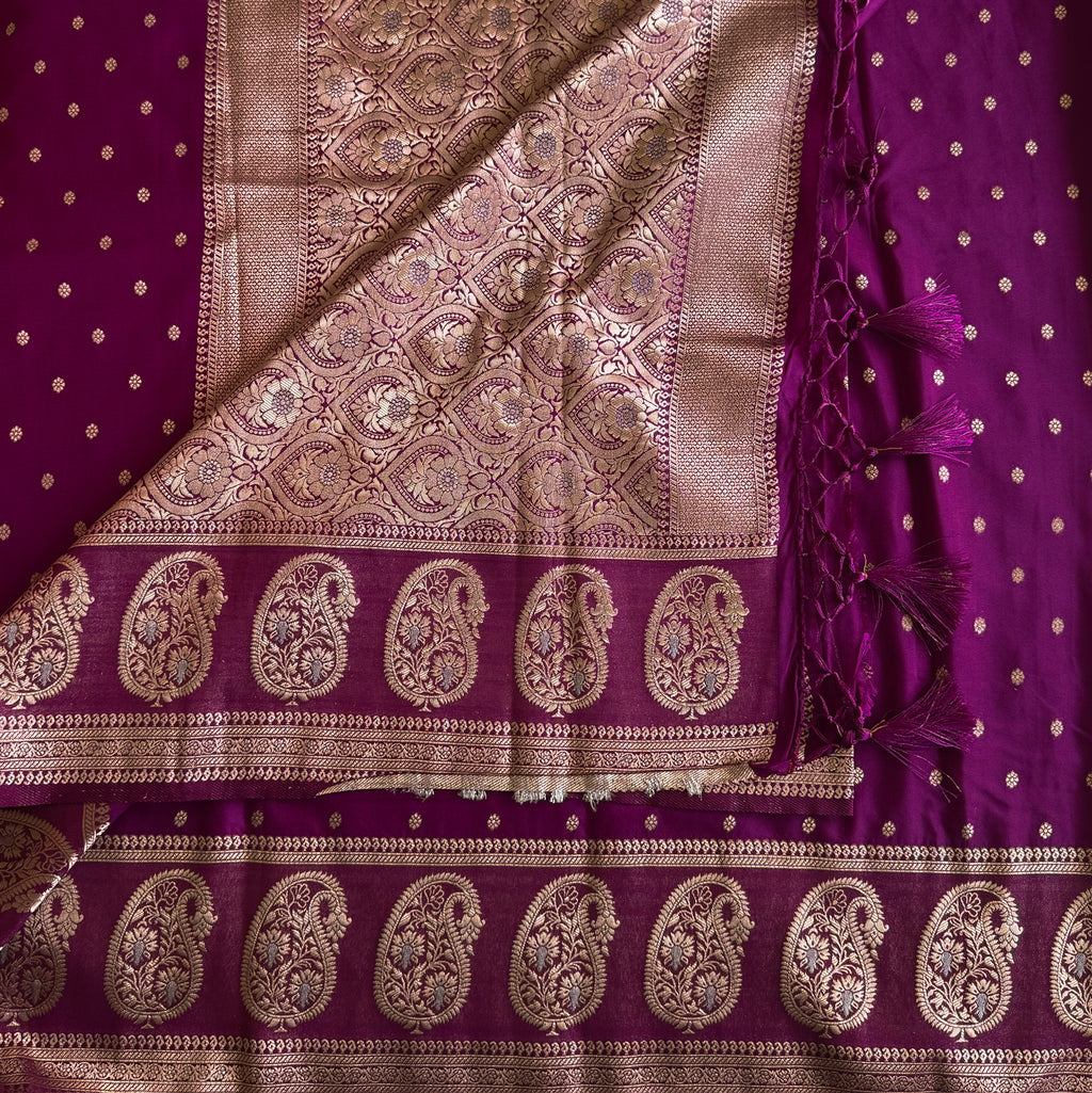 Magenta Gold Brocade Saree Paisley Border Tassel Pallu Traditional Wedding