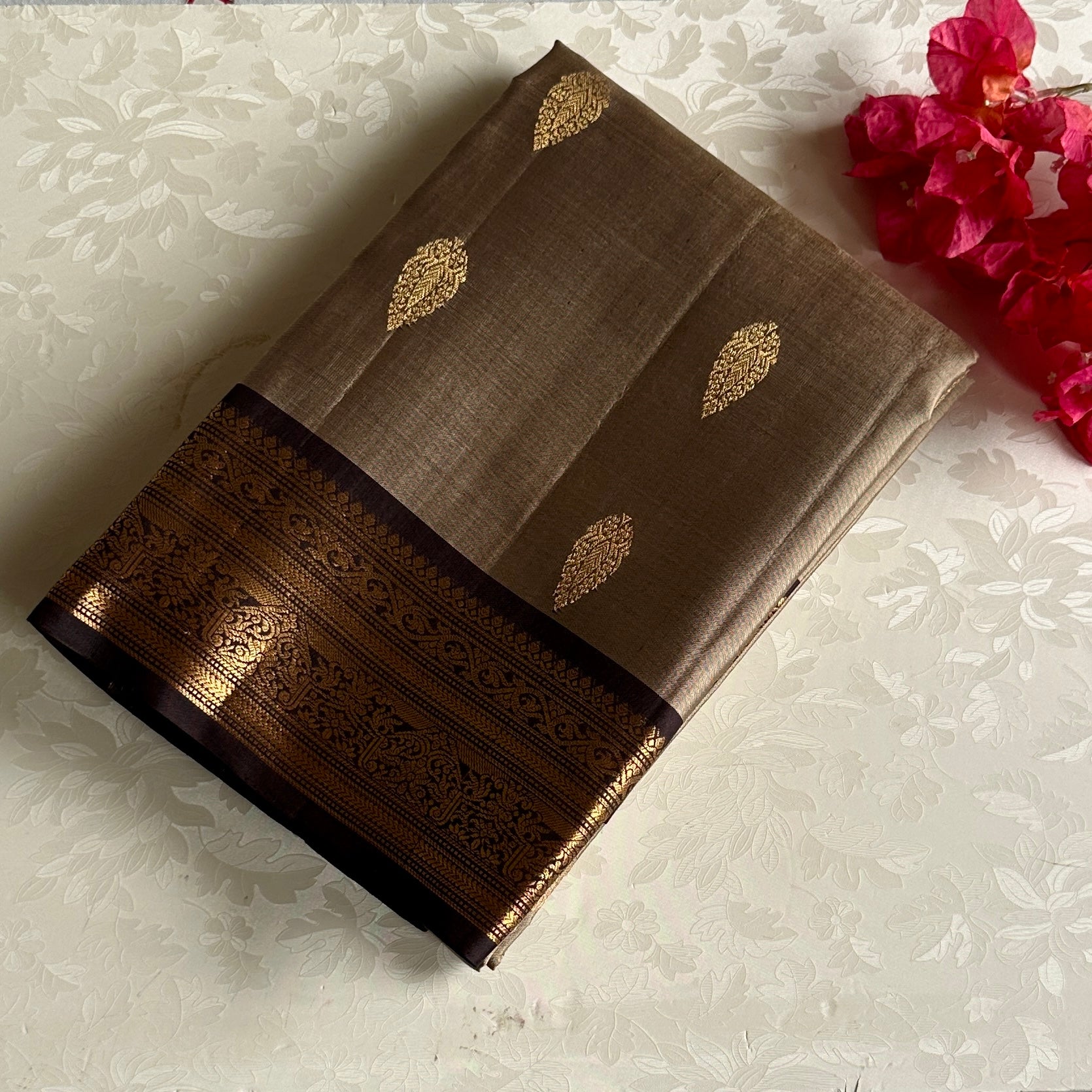 Antique Metallic Beige Designer Pure Silk Saree With Chocolate Brown Pallu