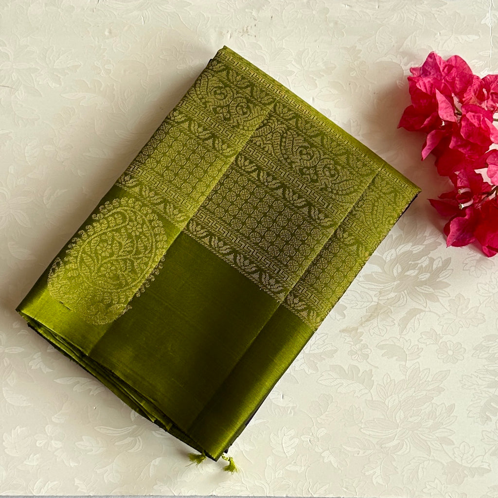 Purple Chartreuse Zari Paisley Silk Saree For Festive Traditional Events