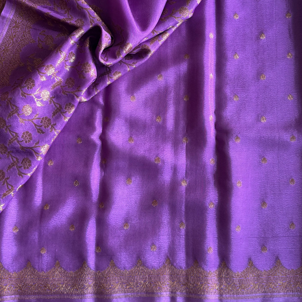 Orchid Purple Saree Gold Brocade Pallu Scalloped Border Elegant Traditional