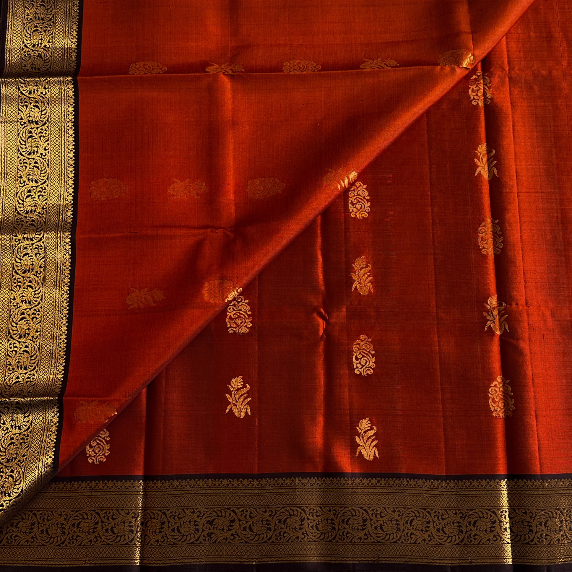 Rust Red Purple Pallu Gold Zari Brocade Saree Wide Border