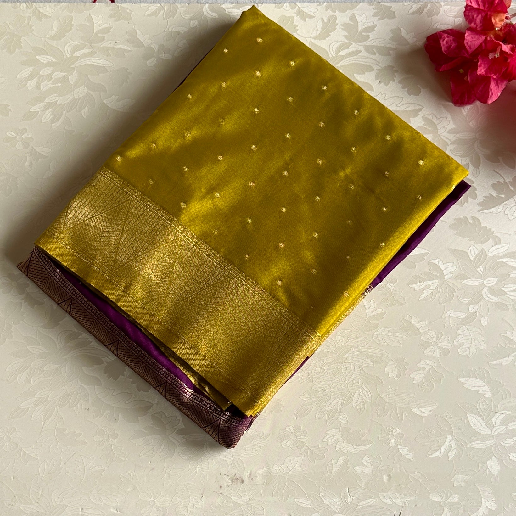 Chartreuse Silk Saree Gold Zari Geometric Border Purple Pallu Traditional