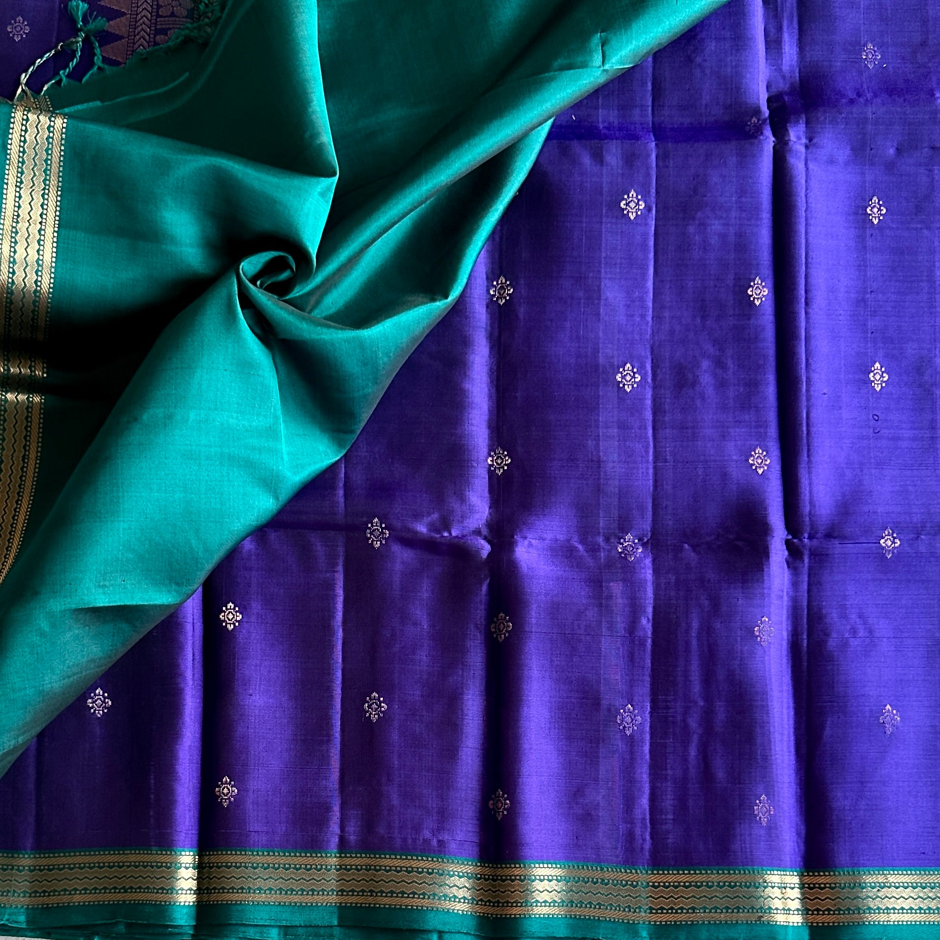 Traditional Purple Silk Saree Teal Pallu Gold Zari Floral Weave