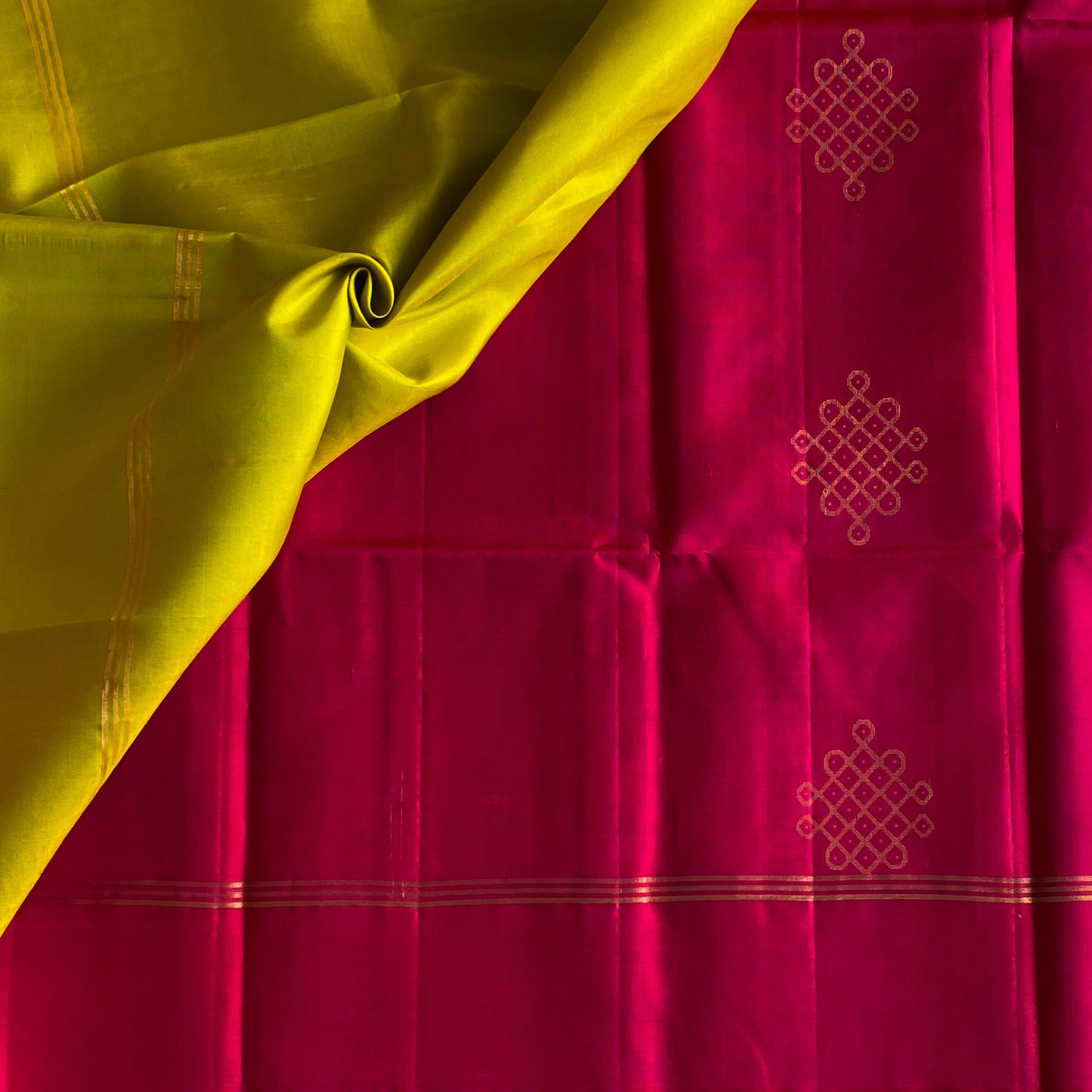 Cherry Pink Handwoven Silk Saree With Lime Yellow Kollam Zari Woven Beauty