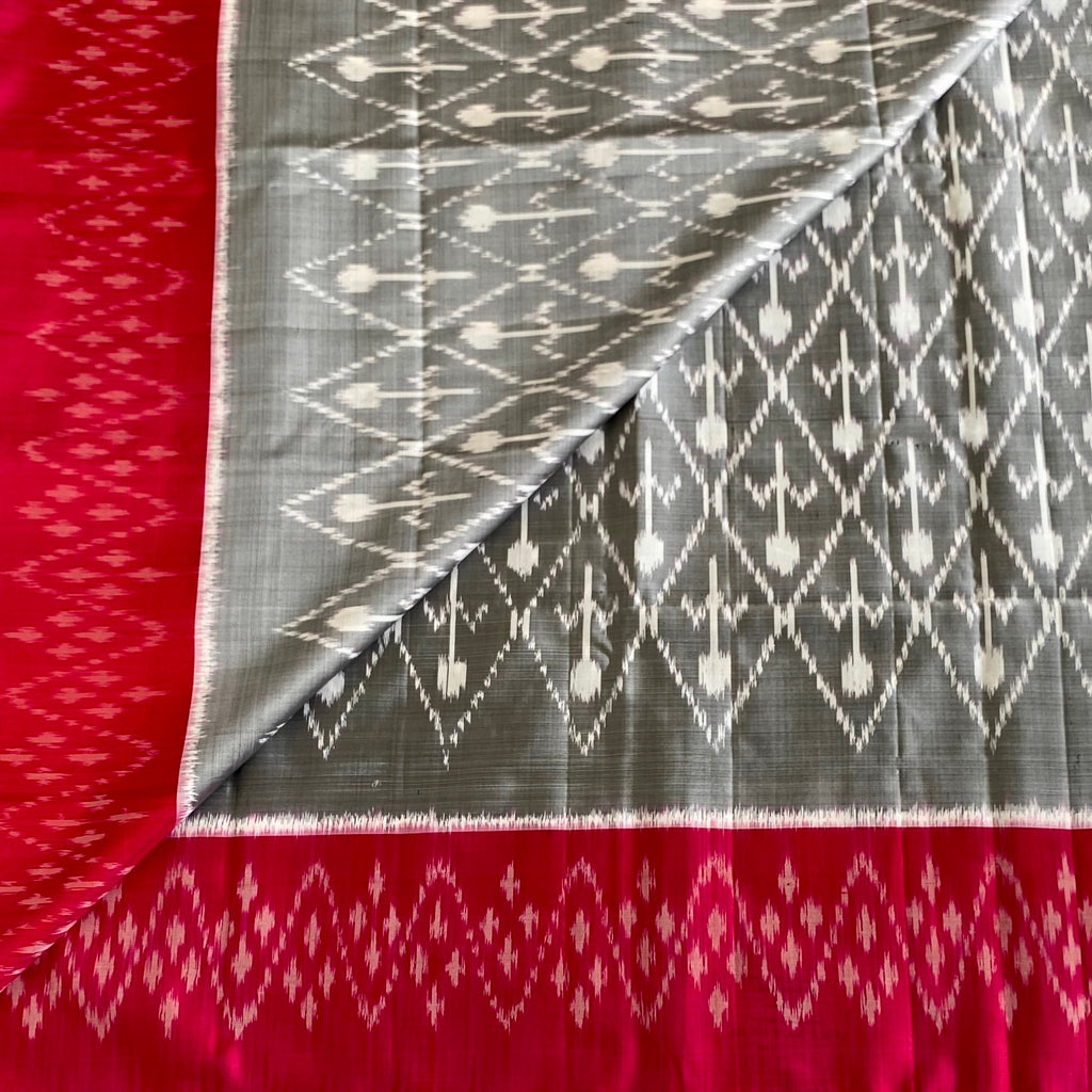 Silver Grey Designer Pure Silk Saree With Rani Pink Ikat Border