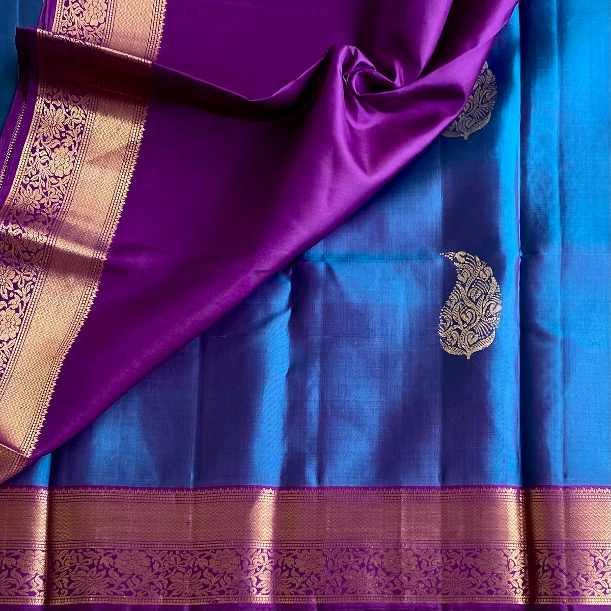 Dual Shaded Peacock Blue Designer Pure Silk Saree With Violet Purple Pallu