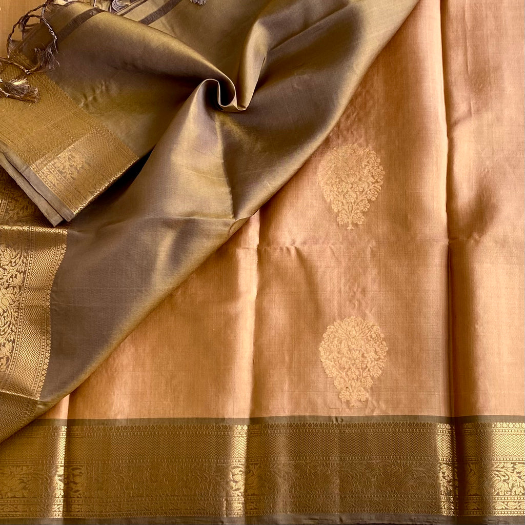 Rarest Peach Copper Designer Pure Silk Saree With Antique Bronze Pallu