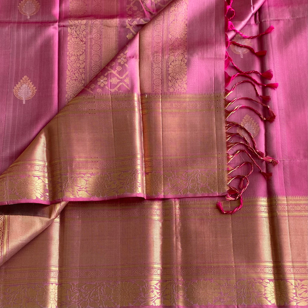 Exquisite Onion Pink Designer Pure Silk Saree With Gold Zari Weave