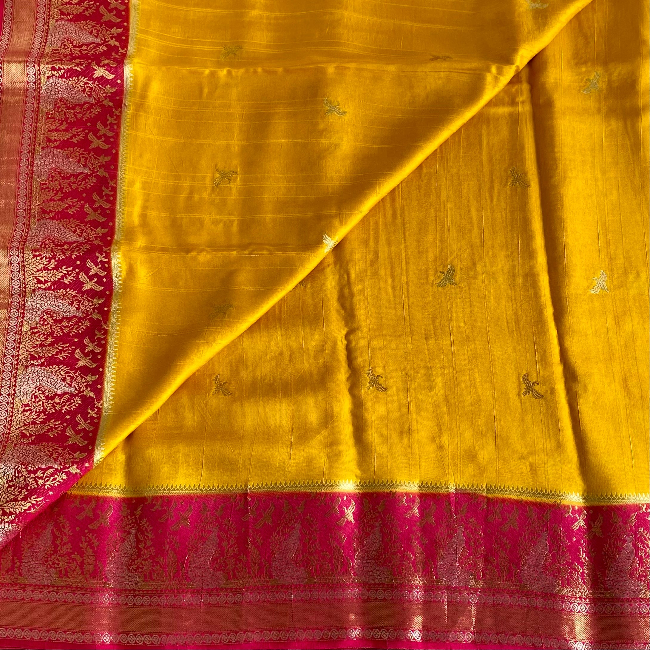 Mustard Yellow Soft Tussar Silk Saree With Rani Pink Pallu