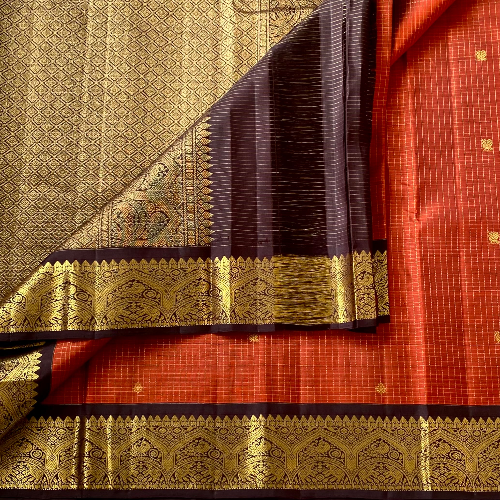Classic Vintage Rust with Deep Coffee Brown Handwoven Kanjeevaram Silk