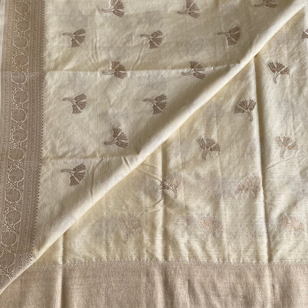 Ivory Soft Tussar Silk Saree With Antique Gold Pallu And Border