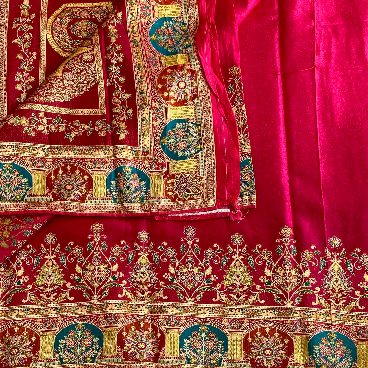 Cherry Pink Soft Crepe Silk Saree With Teal Blue Accents