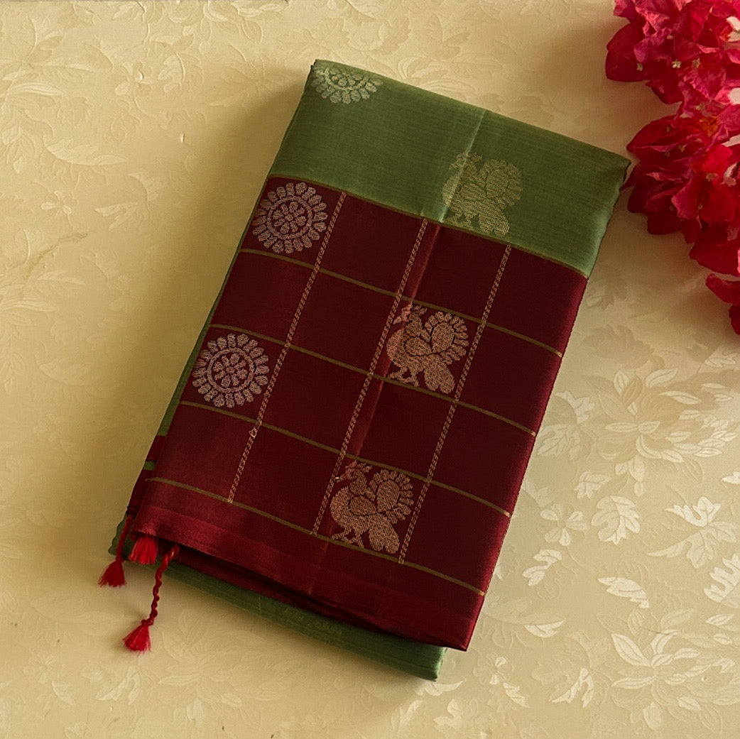 Deep Magenta Silk Saree Sage Green Pallu Gold Zari Traditional