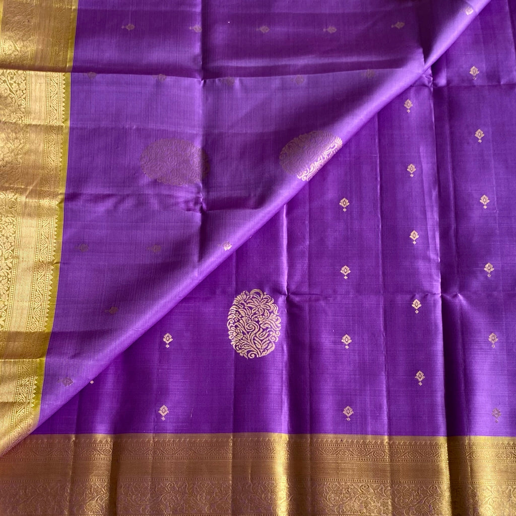 Metallic Lavender Purple Designer Pure Silk Saree With Antique Gold Pallu And Buttas