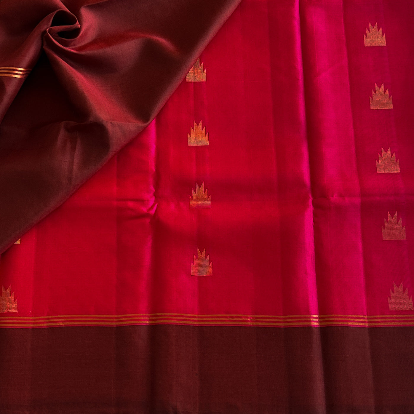 Magenta Silk Saree Burgundy Pallu Gold Temple Border Tassel