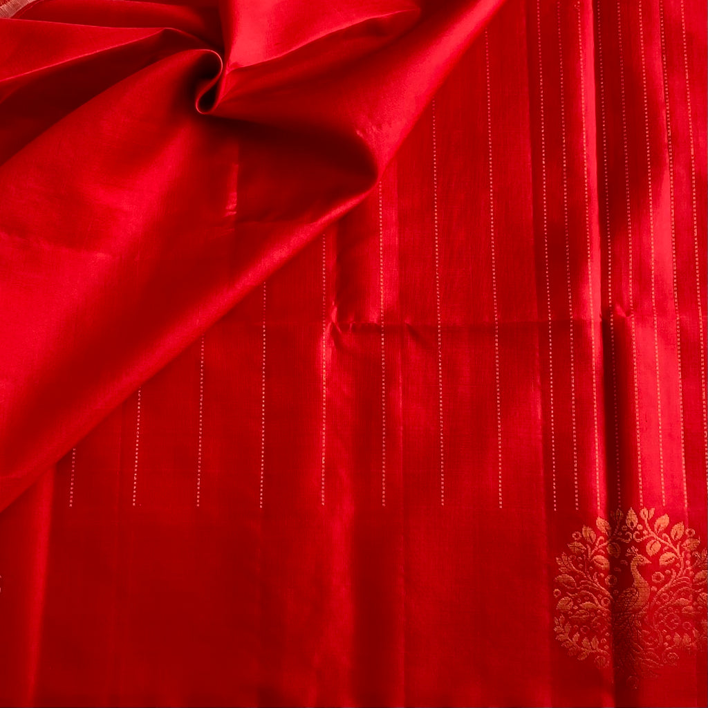 Scarlet Red Designer Pure Silk Saree With Antique Gold Border And Pallu