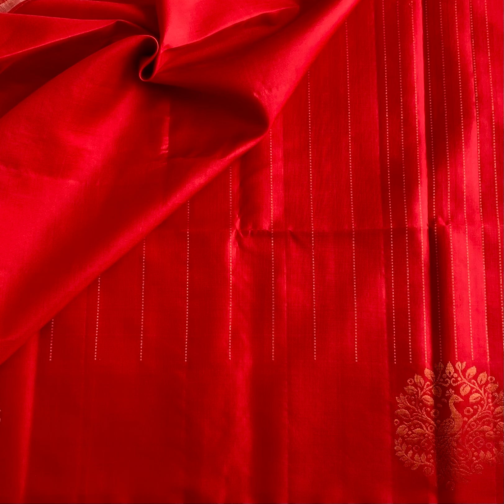 Scarlet Red Designer Pure Silk Saree With Antique Gold Border And Pallu