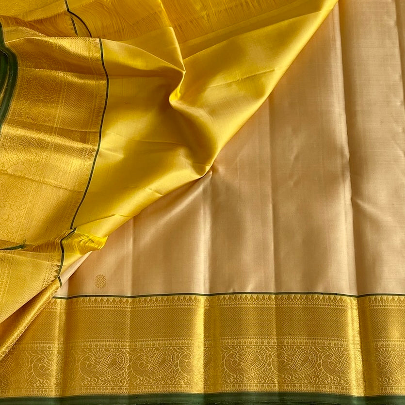Classy Golden Beige Kanjeevaram Pure Zari Silk Saree With Mango Yellow Pallu