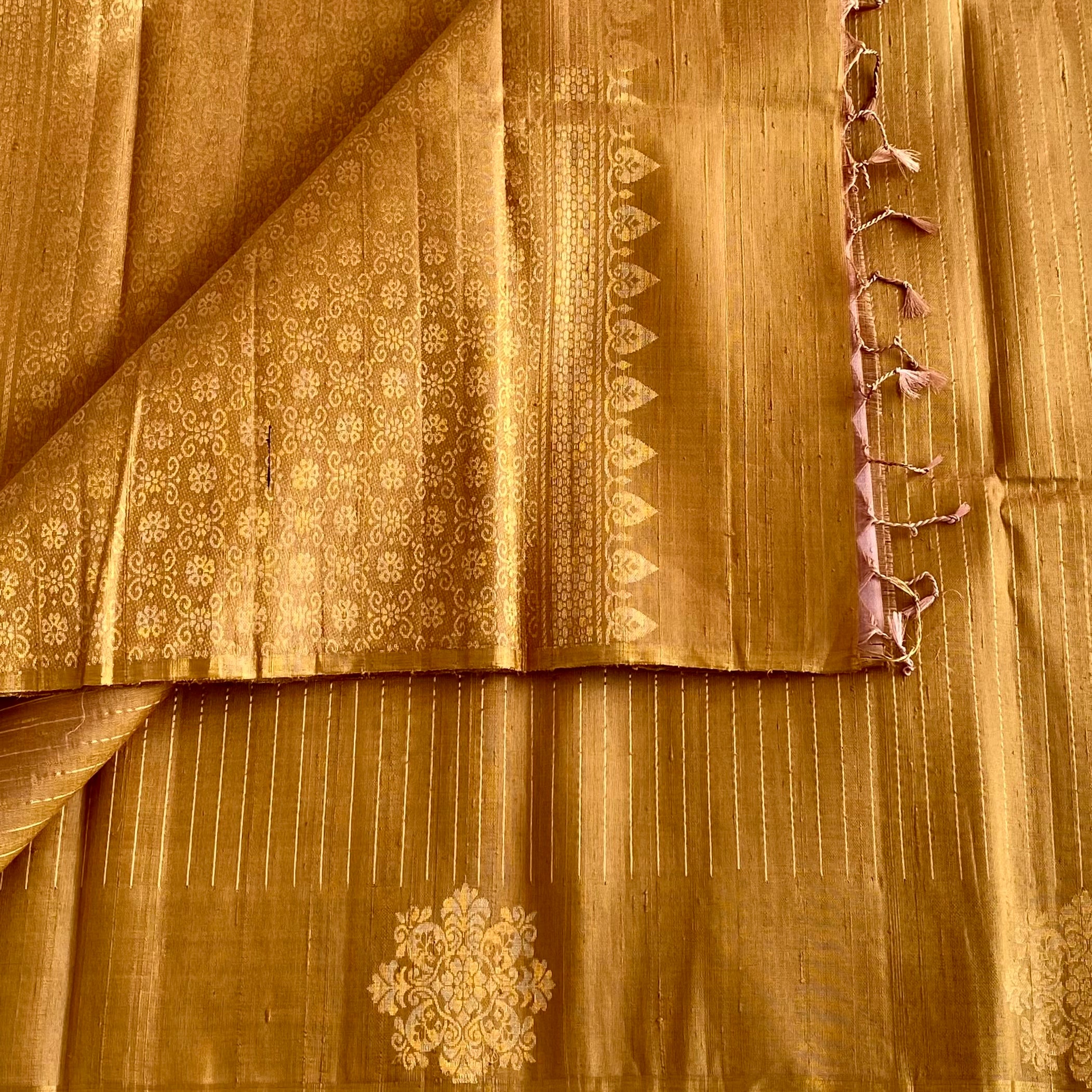 Classy Honey Gold Handwoven Pure Raw silk With Contrast Dusty Pink Blouse