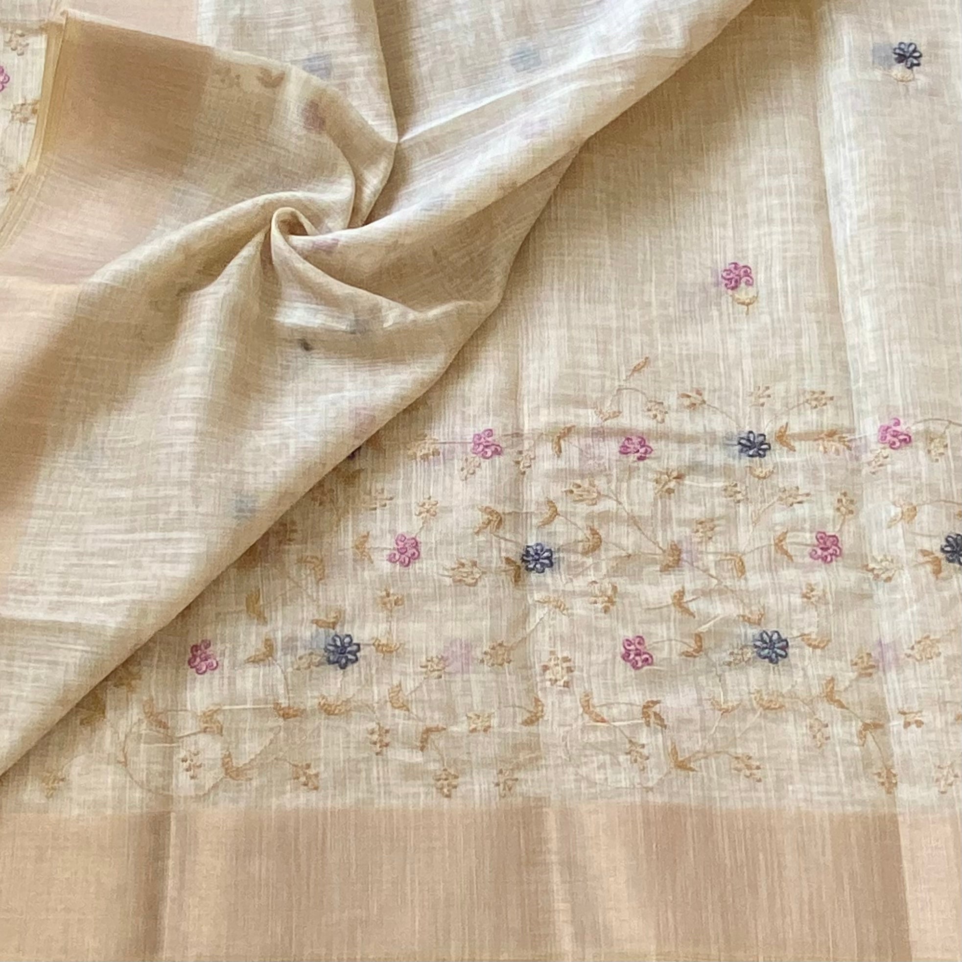 Ivory Beige Floral Embroidered Saree Taupe Border Gold Zari Elegant