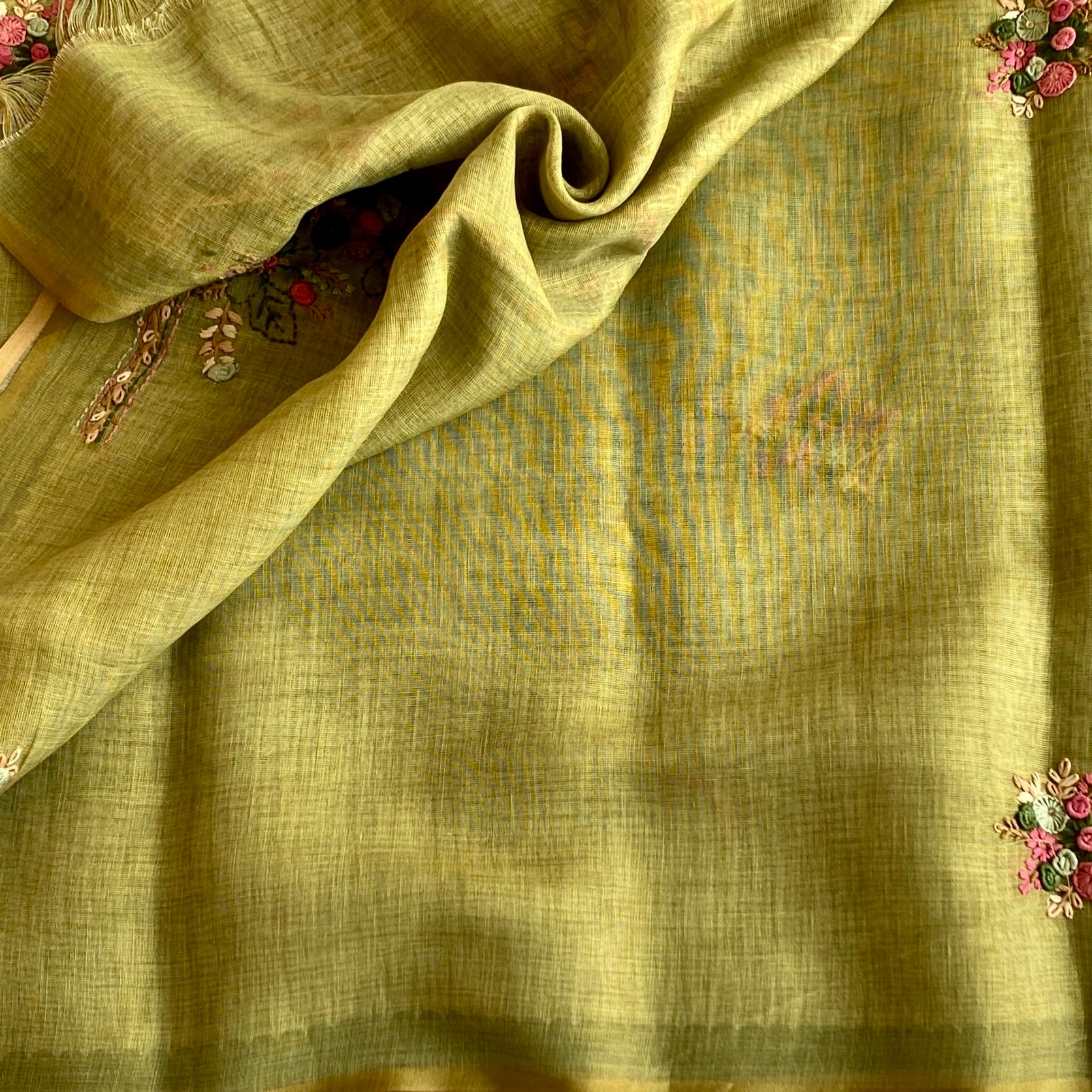 Sandy Beige Linen Saree Rose Pink Floral Embroidery Gold Zari