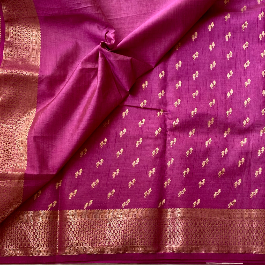 Magenta Brocade Saree with Metallic Gold Pallu Tassel Border Traditional