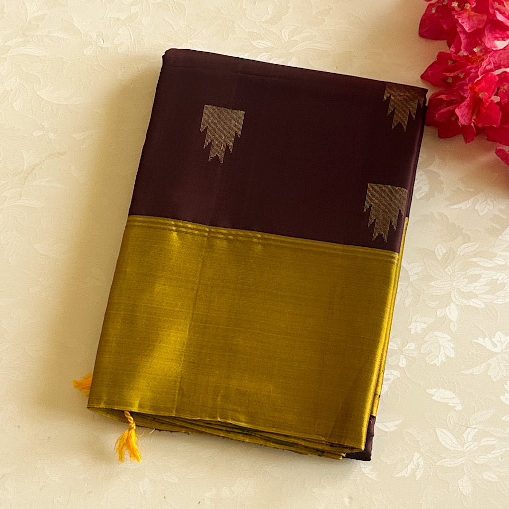 Mustard Maroon Silk Saree Gold Zari Diamond Lattice Festive Traditional