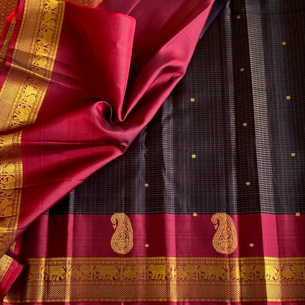 Kanjeevaram Pure Zari Silk Midnight Navy Micro Checkered With Magenta Stunner