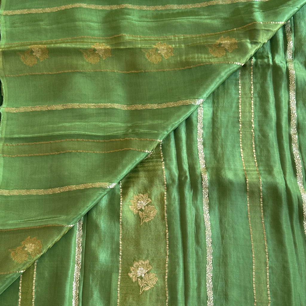 Emerald Green Silk Saree Gold Brocade Leaf Motif Floral Border