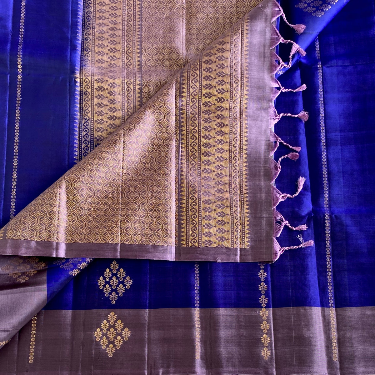 Deep Royal Blue Designer Pure Silk Saree With Mauve Grey Pallu