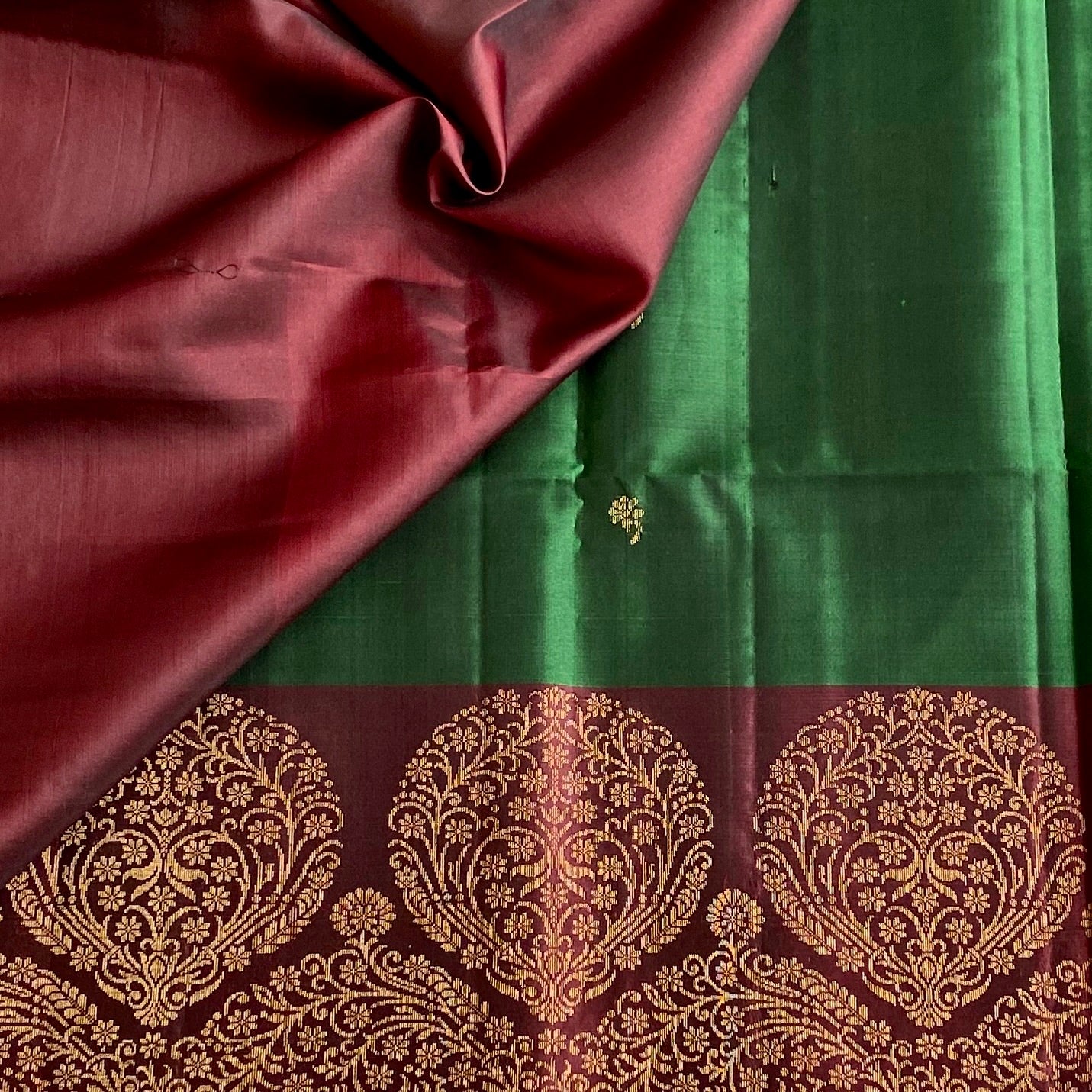 Bottle Green Designer Pure Silk Saree With Stunner Maroon Pallu