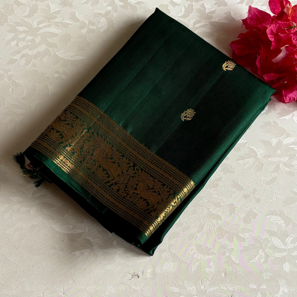 Emerald Green Designer Pure Silk Saree With Antique Gold Pallu