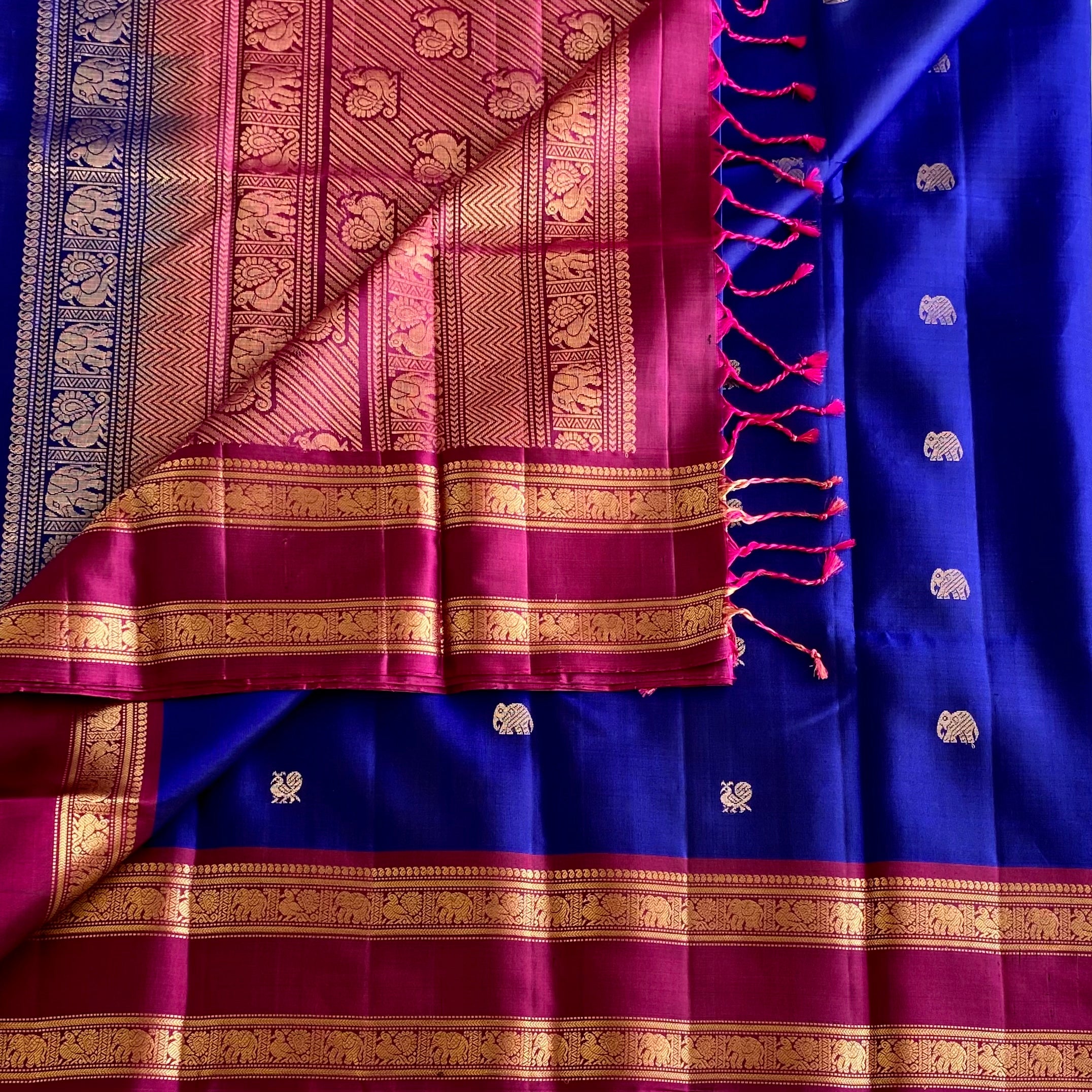Royal Blue Designer Pure Silk With Luxurious Magenta Pallu