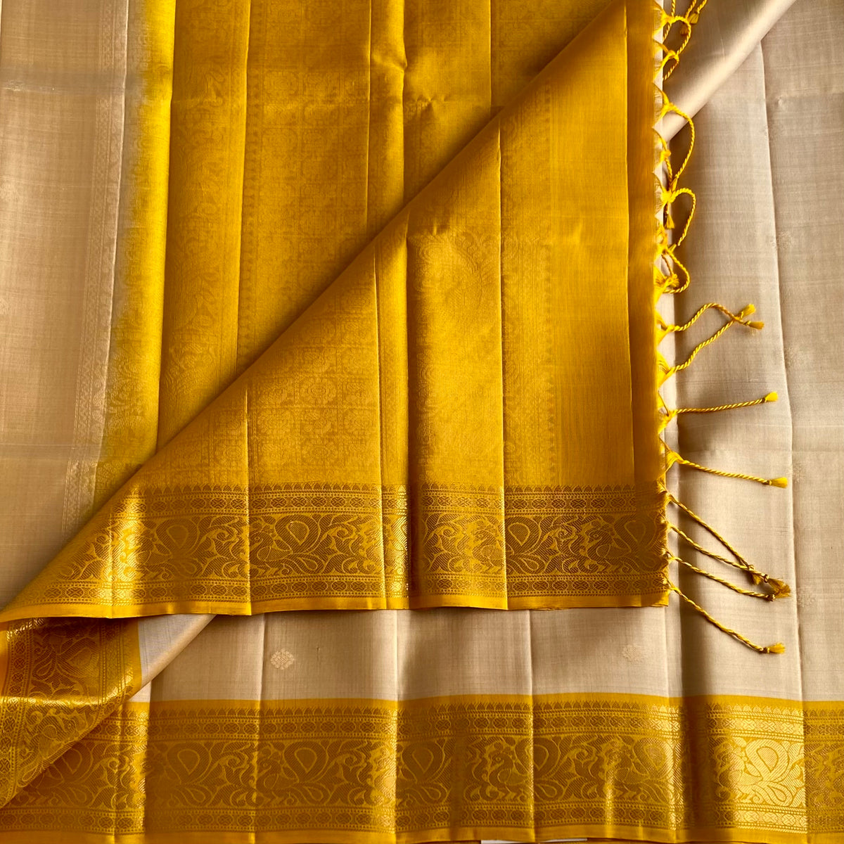 Champagne Beige Designer Pure Silk Saree With Mustard Yellow Pallu