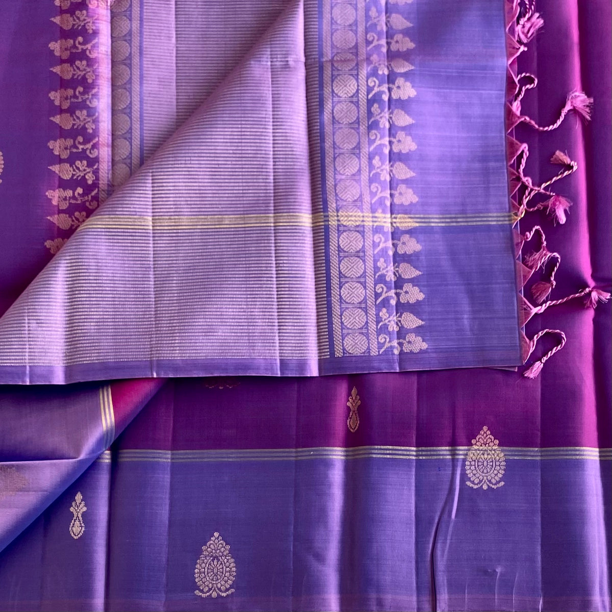 Dual Shaded Magenta Purple Designer Pure Silk With Metallic Lavender Pallu