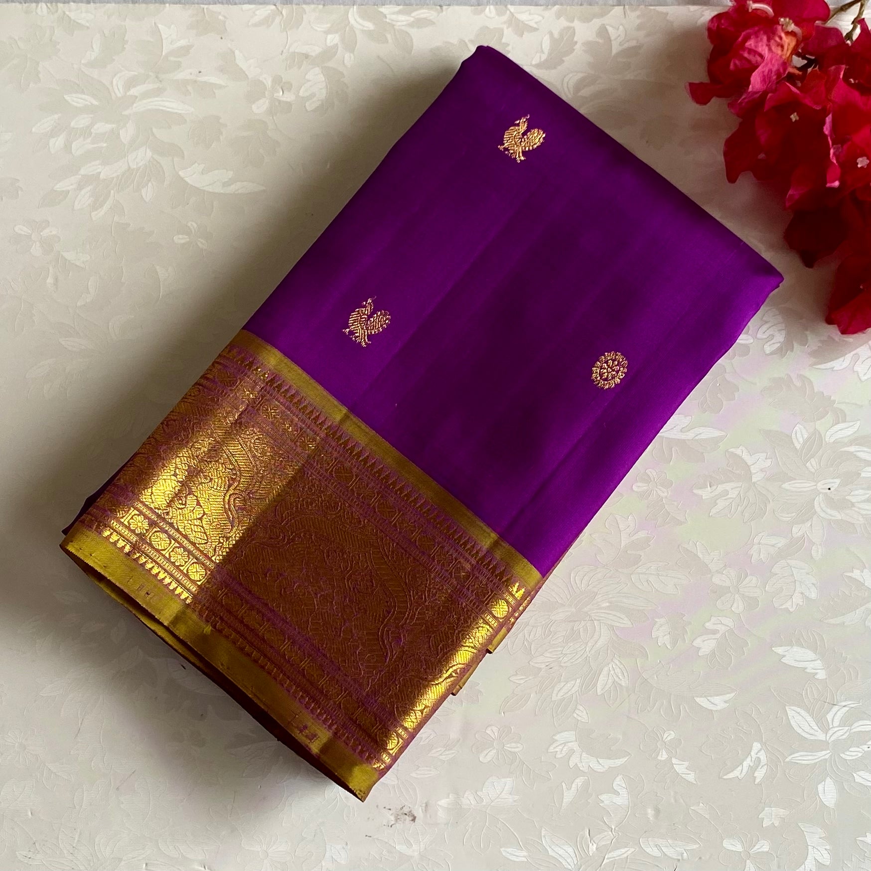Dual Shaded Violet Purple With Rich Olive Pure Kanjeevaram Silk