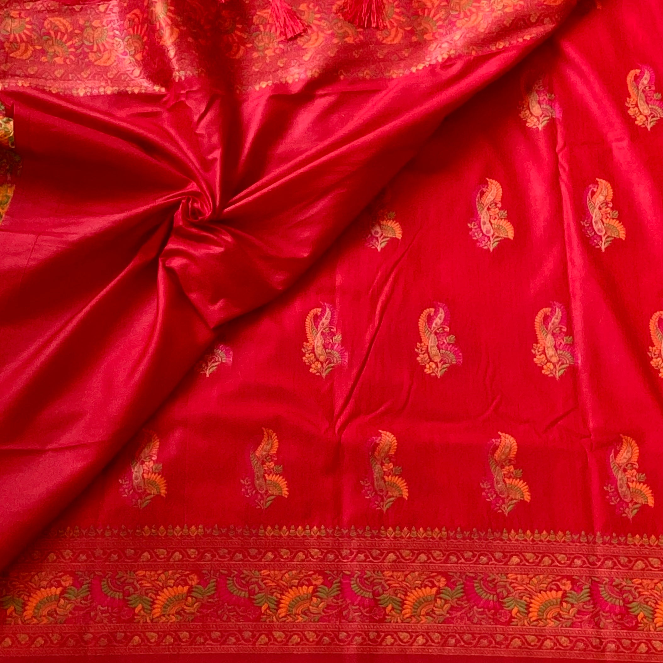 Deep red soft tussar with Meenakari woven (not printed) premium beauty