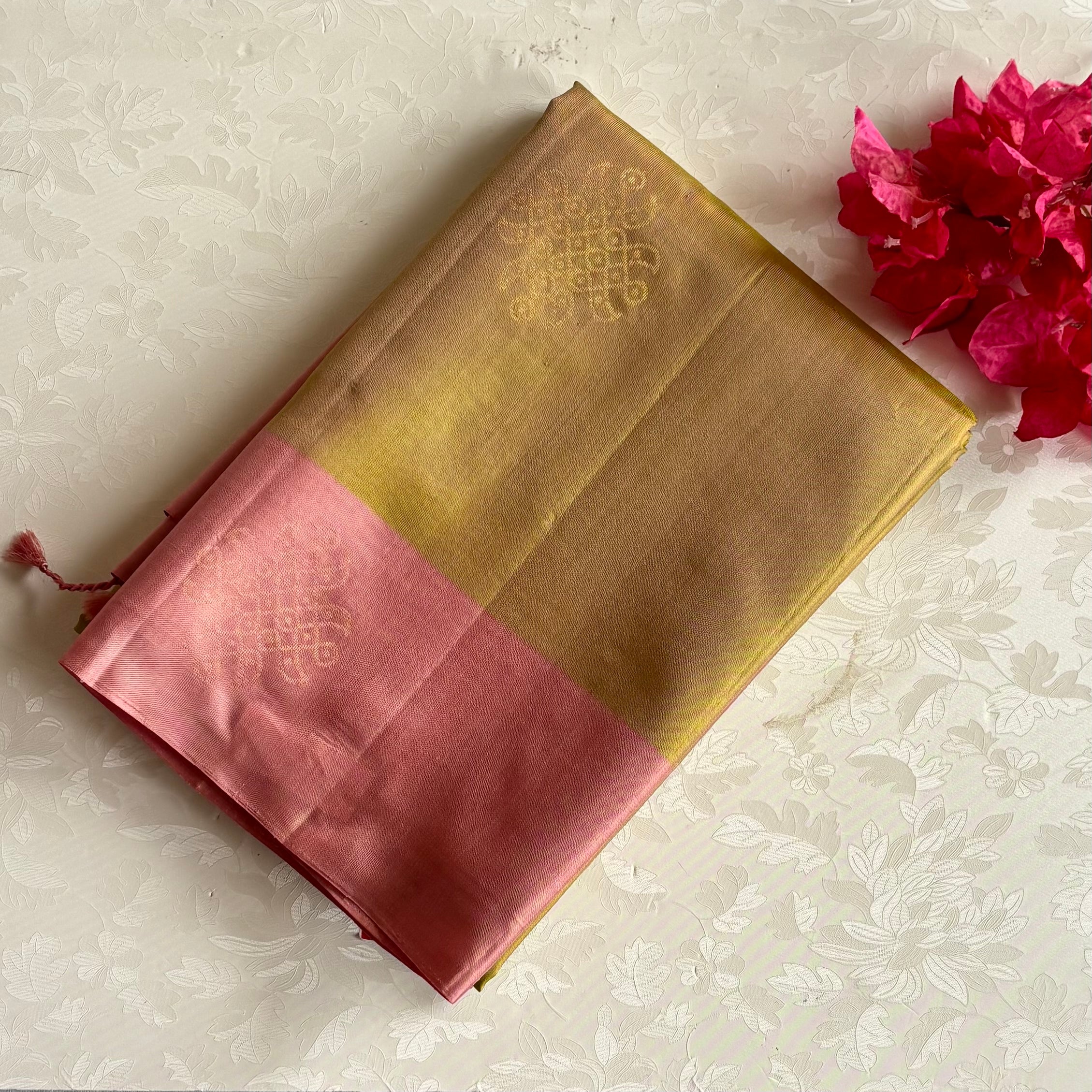 Pastel Olive Green Designer Pure Silk Saree With  Dusky Rose kollam zari weave