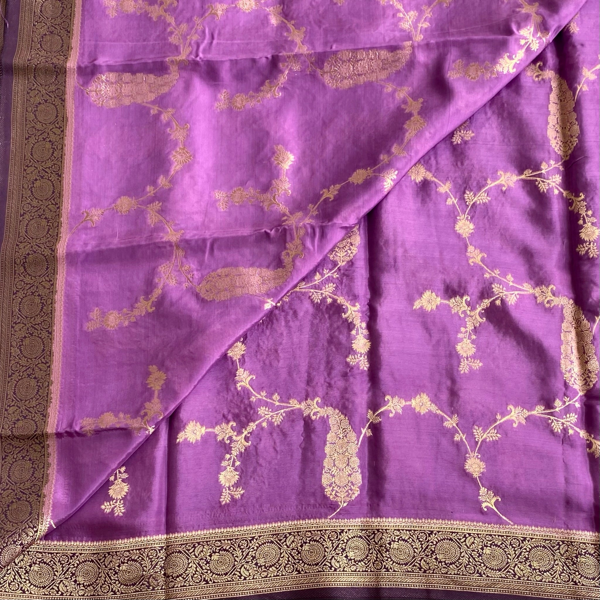 Bright Violet Soft Tussar Silk Saree With Zari Gold Pallu