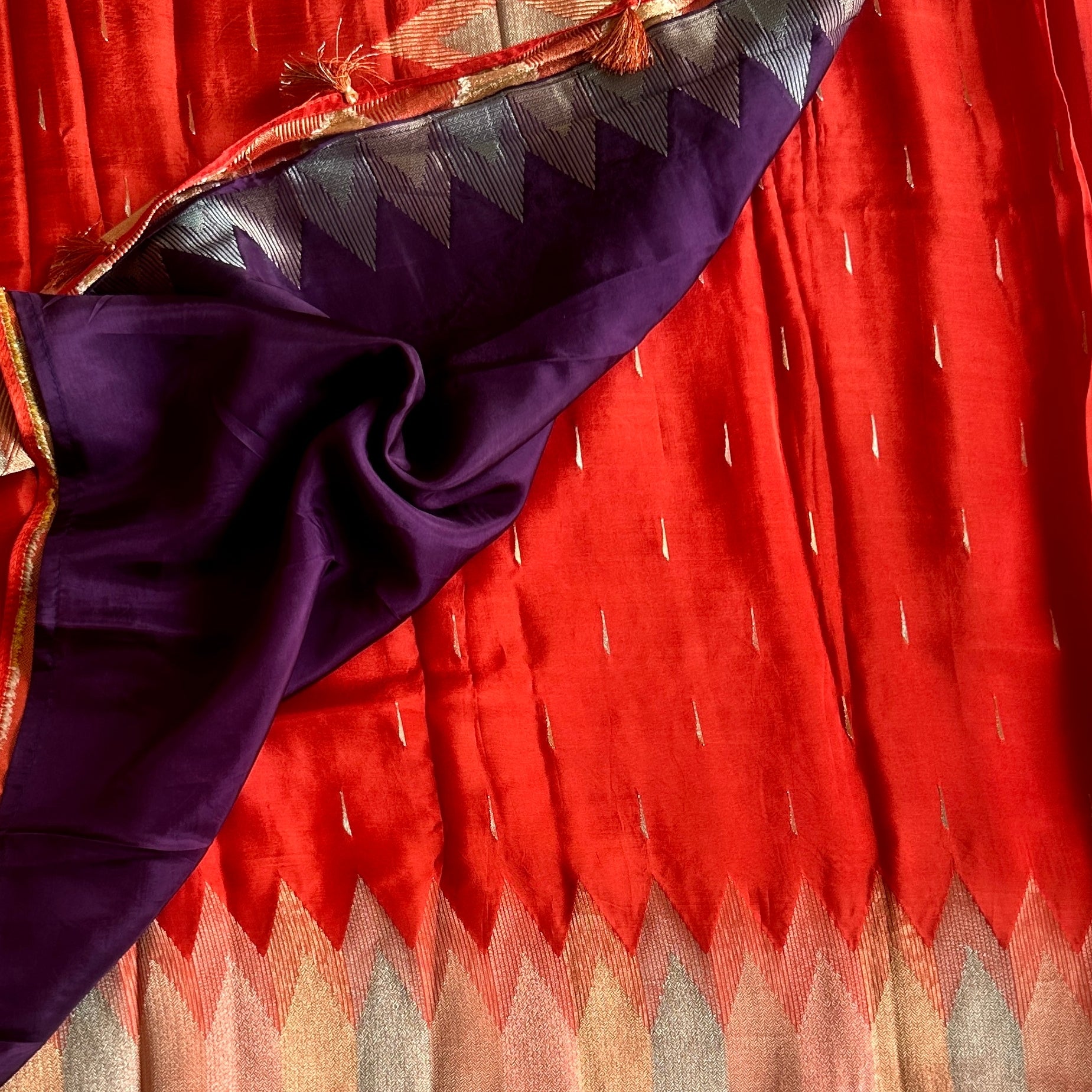 Crimson Red Woven Silk Saree Gold Silver Pallu Zigzag Border