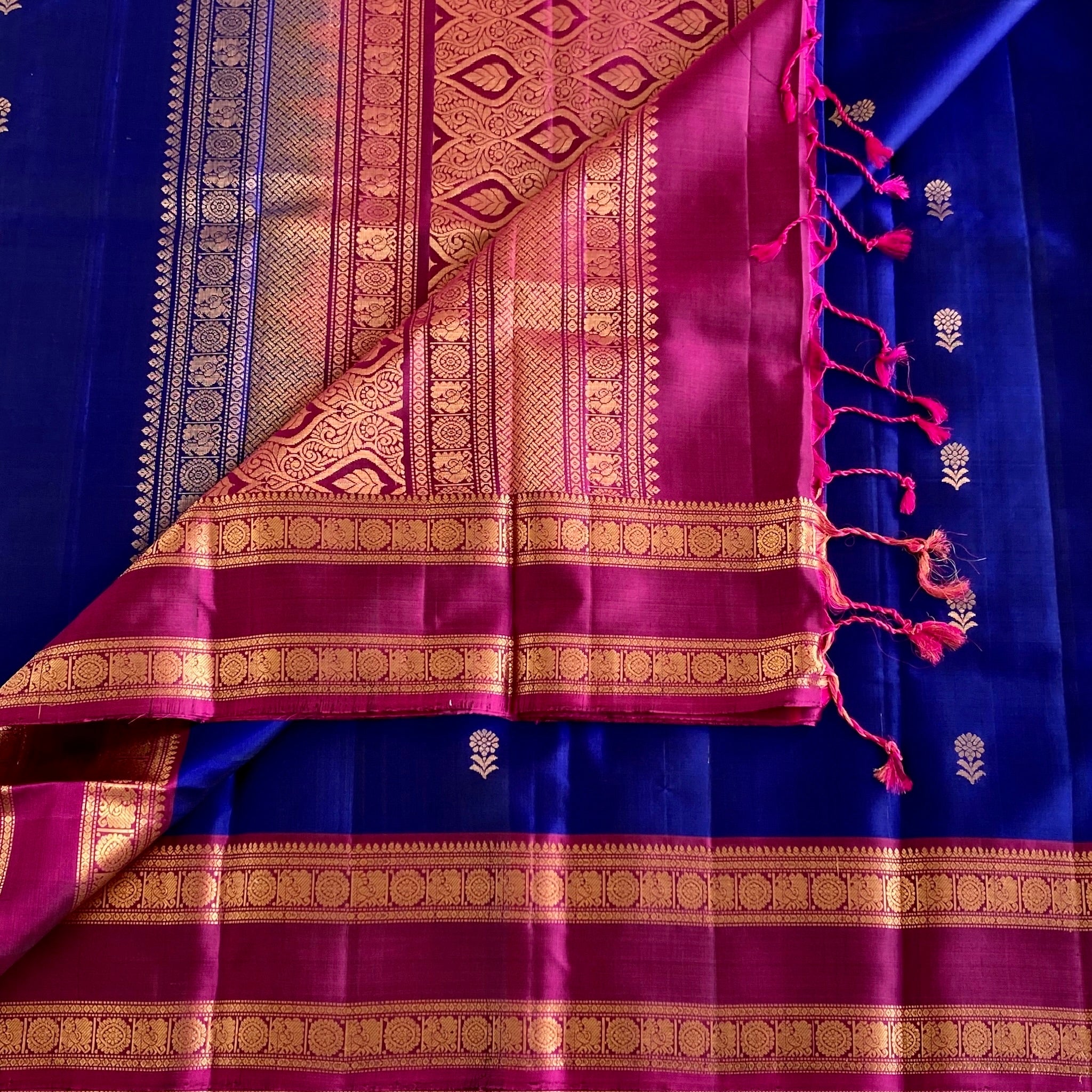 Royal Blue Designer Pure Silk with Stunning Magenta Contrast Pallu