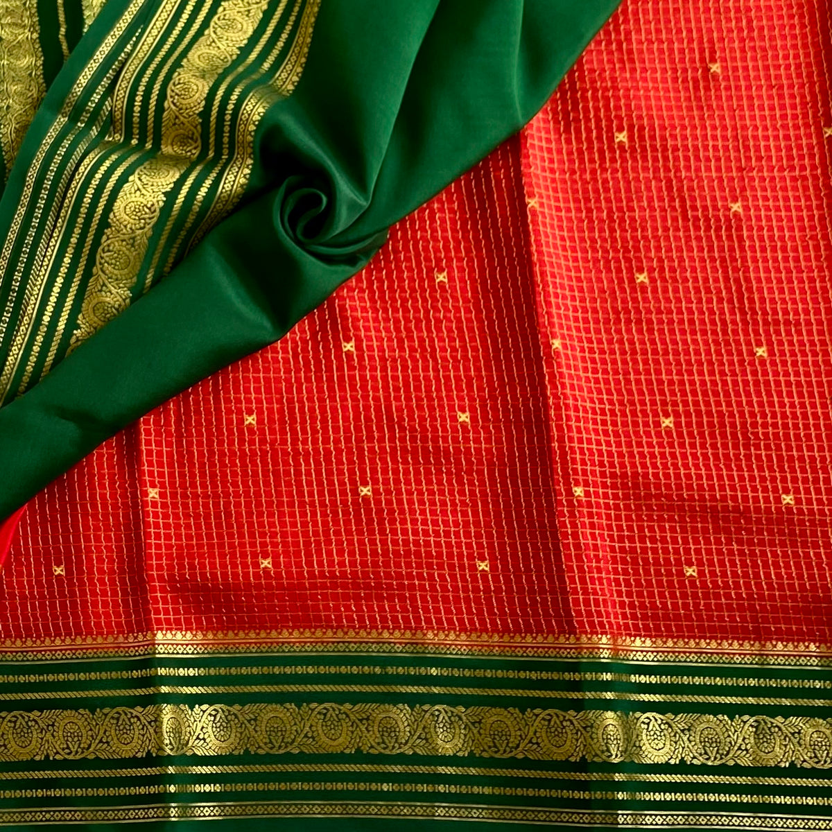 Scarlet Red Mysore Crepe Silk Saree With Emerald Green Pallu