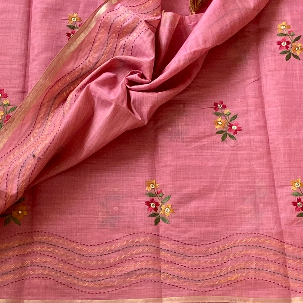 Dusty Rose Floral Embroidered Saree With Gold Border And Tassels