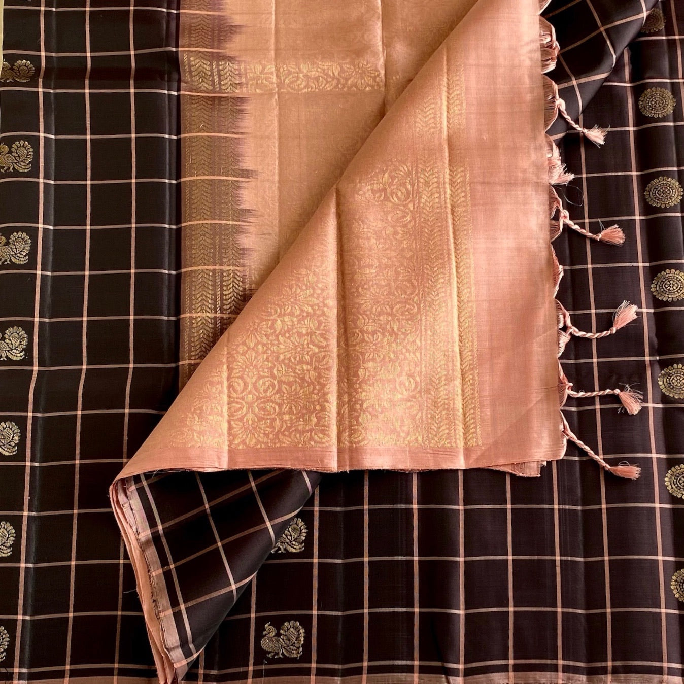Espresso Brown Designer Pure Silk Saree With Peach Pink Pallu