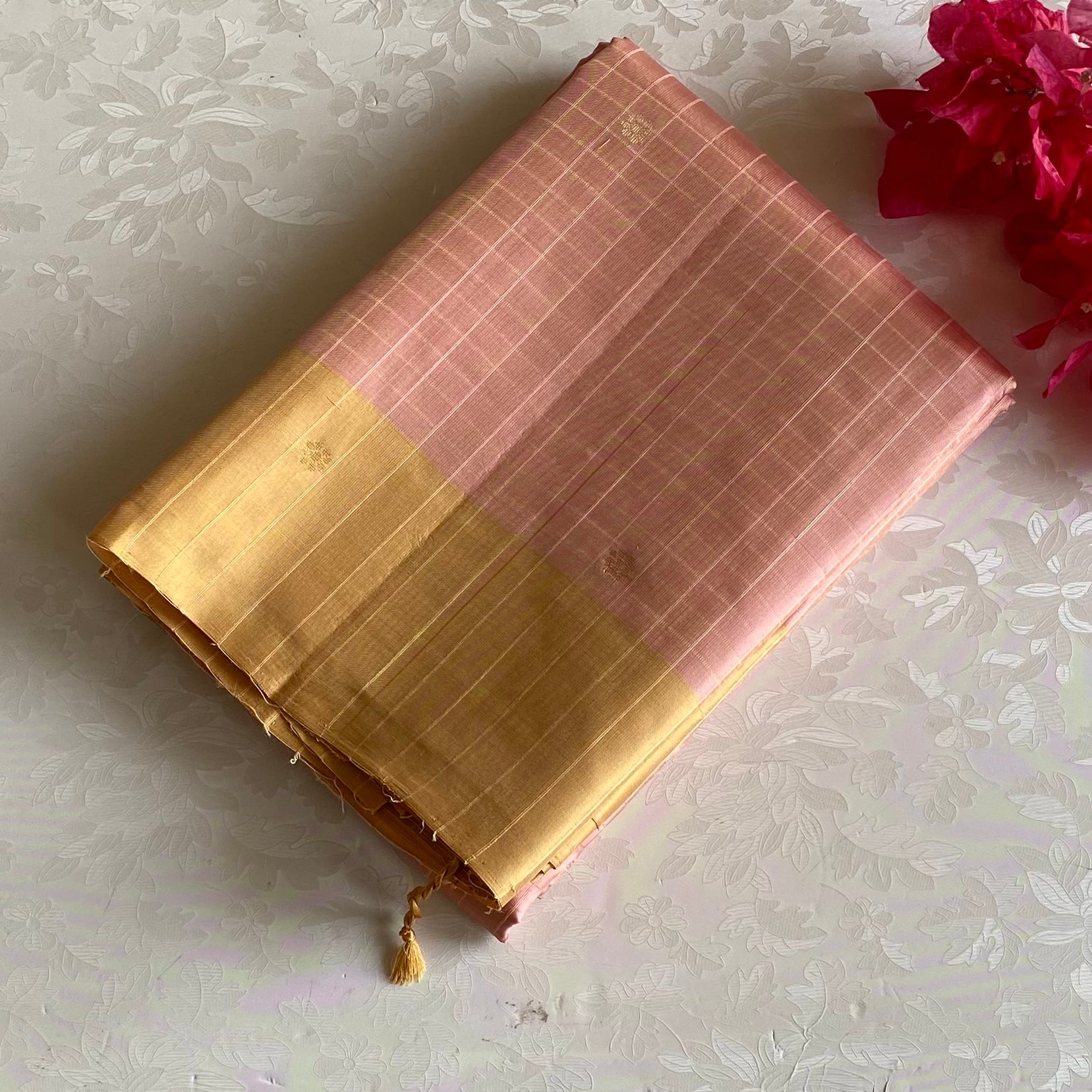 Blush Pink Checkered Pure Silk With Antique Gold Borders & Pallu