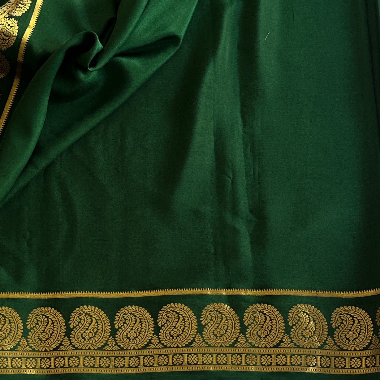 Emerald Green Mysore Silk Saree Gold Mango Border Traditional Festive Wear