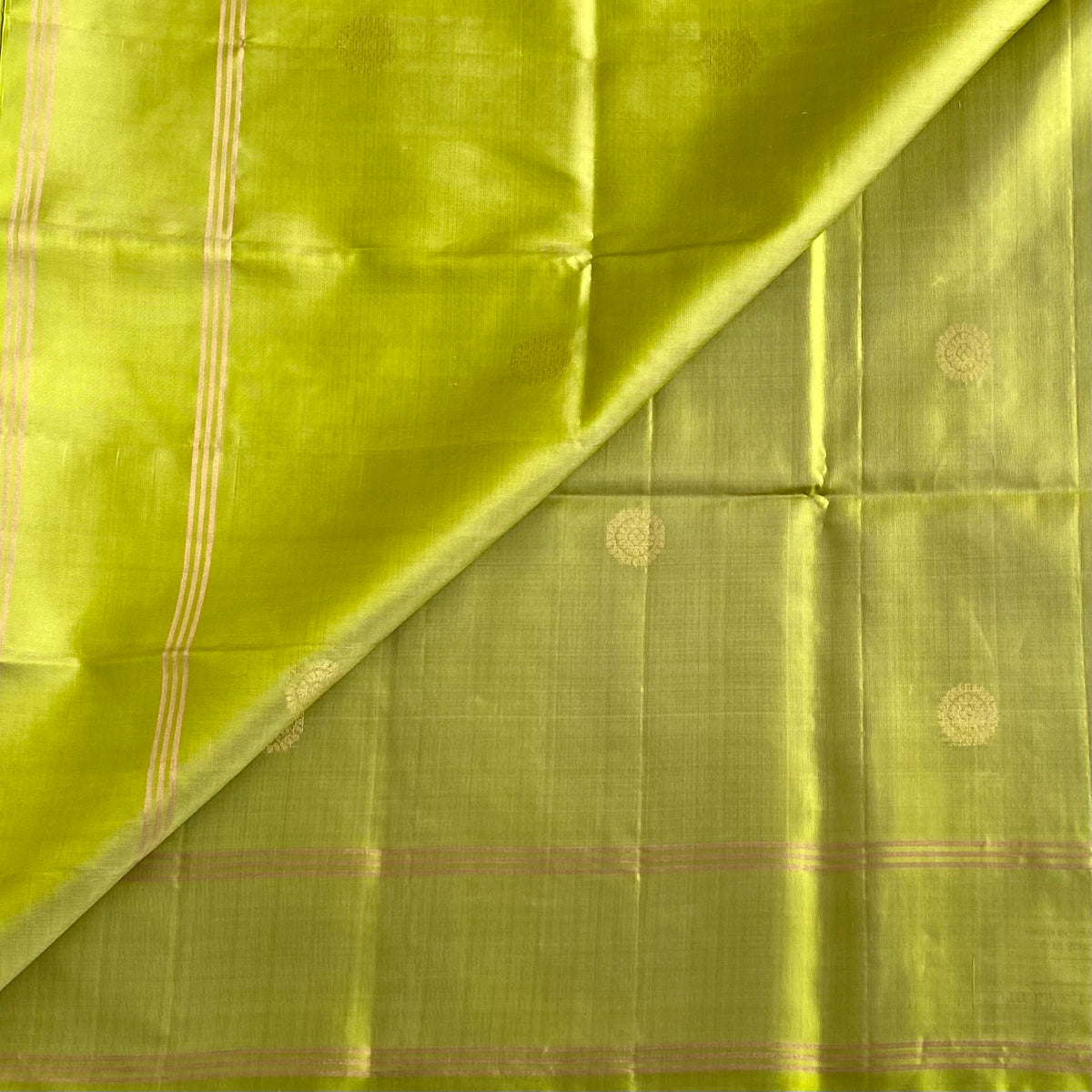 Light Dreamy Green Designer Pure Silk Saree With Taupe Brown Pallu