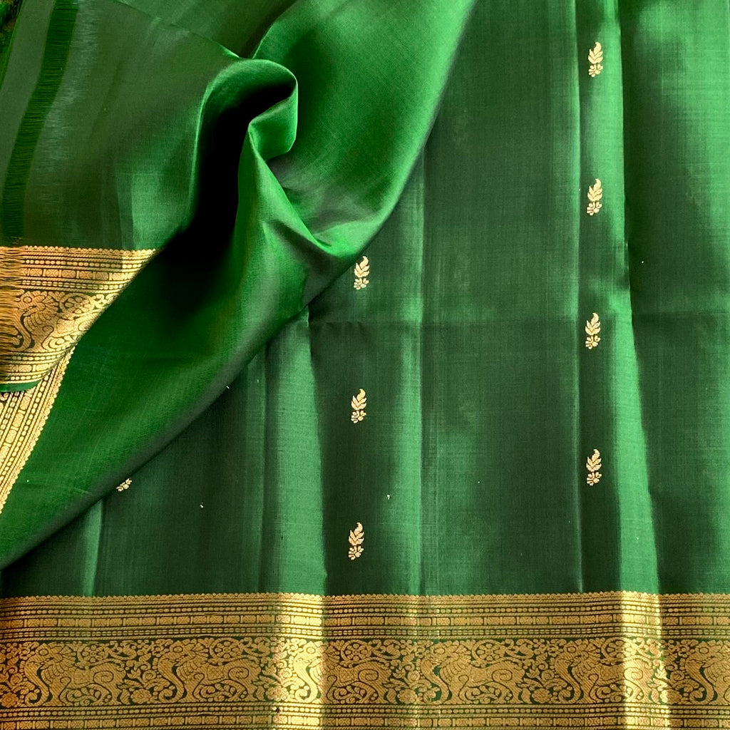 Emerald Green Designer Pure Silk Saree With Antique Gold Pallu And Borders